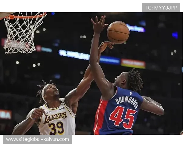 新秀桑托斯关键封盖与空切 自我证明成为勇士逆转奇兵