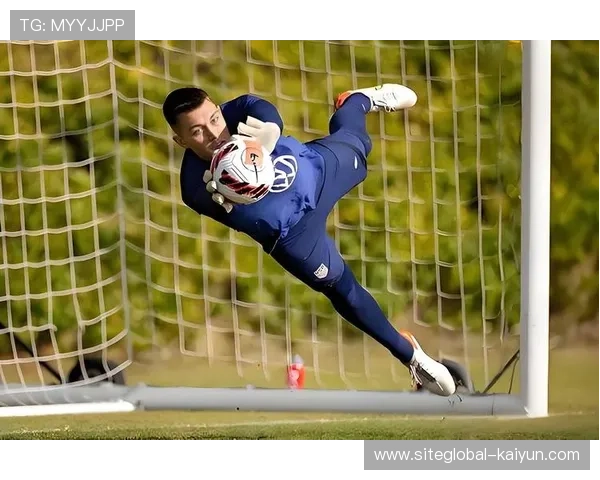 切尔西防线纪律性成关键优势 面对巴黎攻击群需保持专注 切尔西防线纪律性成关键优势 面对巴黎攻击群需保持专注